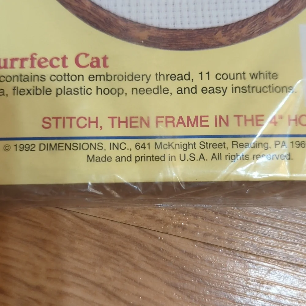 Vintage 1992 Dimensions Stitchables‎ Counted Cross Stitch Kit Purrfect Cat 71039